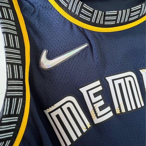 Memphis jersey, brand new, Morant number 12, size XL - Picture 4 of 8
